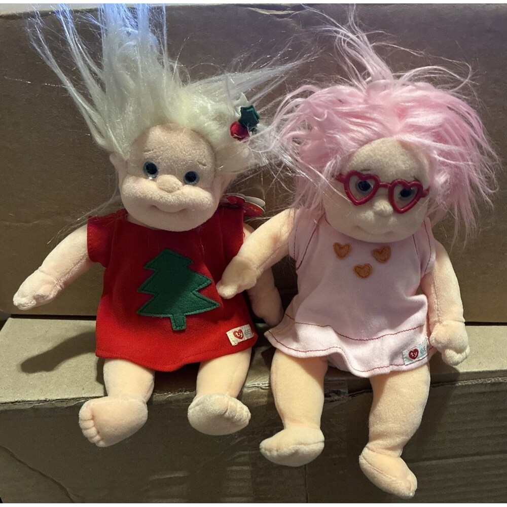 Lot of 2 Ty Beanie Kids Dolls Noelle Christmas & Luvie Valentine Vintage 2001
